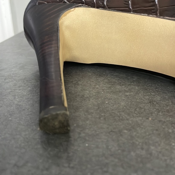 Preloved vintage Marc Fisher plate firm heals - Picture 6 of 8